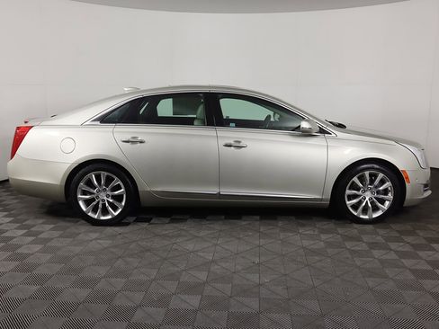 Used 2016 Cadillac XTS Luxury w/ Driver Awareness Package image 21