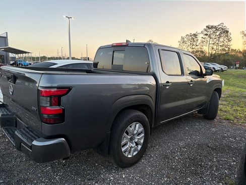 Used 2024 Nissan Frontier SV w/ SV Convenience Package image 4