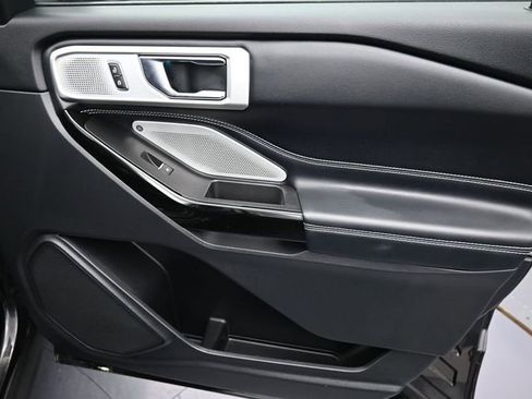 Used 2022 Ford Explorer ST w/ Equipment Group 401A image 32