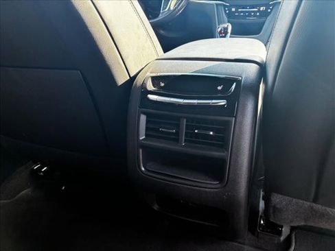 Used 2023 Cadillac XT5 Premium Luxury AWD/4WD image 18