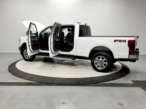 Used 2022 Ford F250 Lariat w/ Lariat Ultimate Package image 13