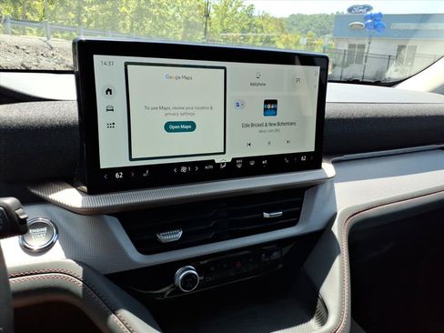 New 2026 Ford Explorer Active AWD/4WD image 8