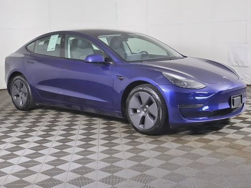 Used 2023 Tesla Model 3 Standard Range RWD image 55
