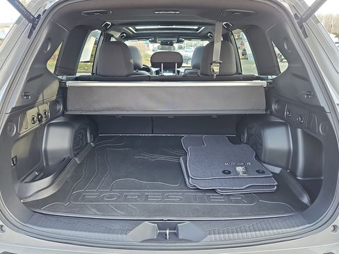 Certified 2025 Subaru Forester Premium image 31