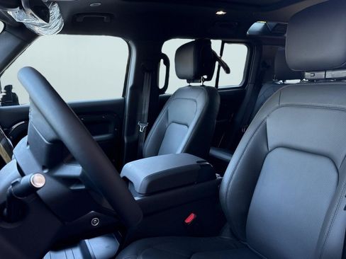 New 2026 Land Rover Defender 110 S AWD/4WD image 5