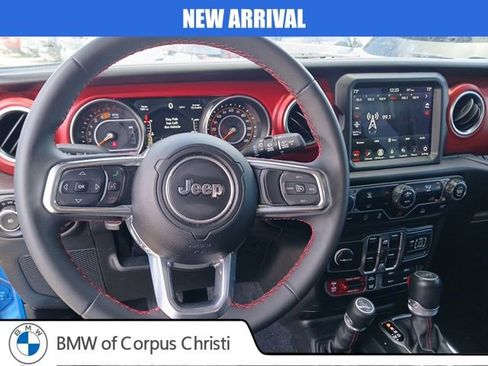 Used 2023 Jeep Wrangler Unlimited Rubicon image 18