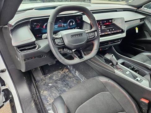 New 2026 Dodge Charger R/T AWD/4WD image 13