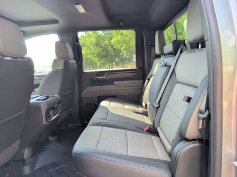 New 2026 Chevrolet Silverado 2500 ZR2 AWD/4WD image 36