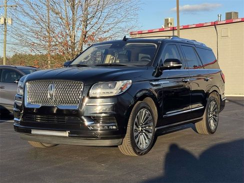 Used 2019 Lincoln Navigator Reserve w/ Cargo Package image 24