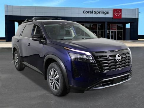 New 2026 Nissan Pathfinder SL FWD image 7