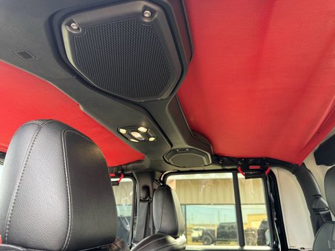 Used 2021 Jeep Gladiator Rubicon image 20