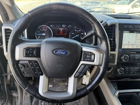 Used 2019 Ford F350 Lariat w/ Chrome Package image 13