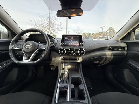 Used 2024 Nissan Sentra SV image 29
