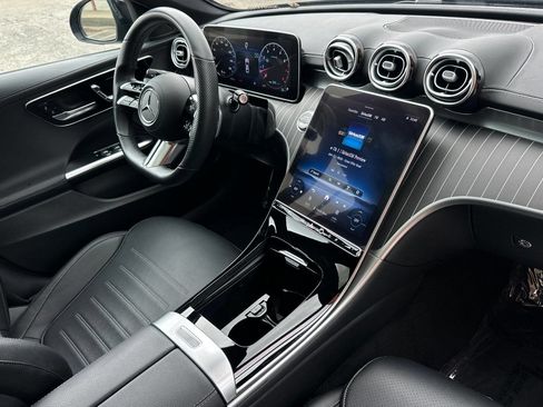 Used 2022 Mercedes-Benz C 300 Sedan image 21