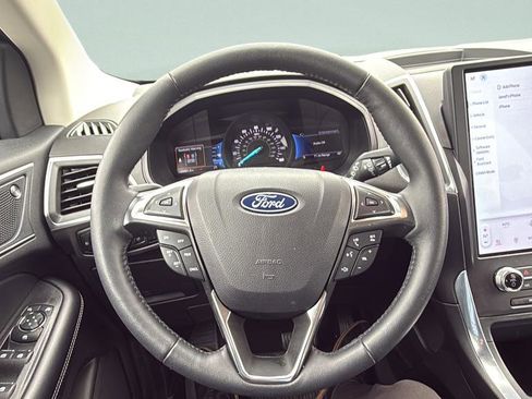 Certified 2024 Ford Edge Titanium AWD/4WD image 23