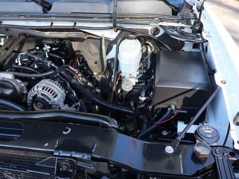 Used 2010 Chevrolet Silverado 2500 LTZ w/ Suspension Package, Off-Road image 39