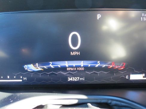 Used 2025 Jeep Compass Trailhawk w/ Trailhawk Elite Group image 18