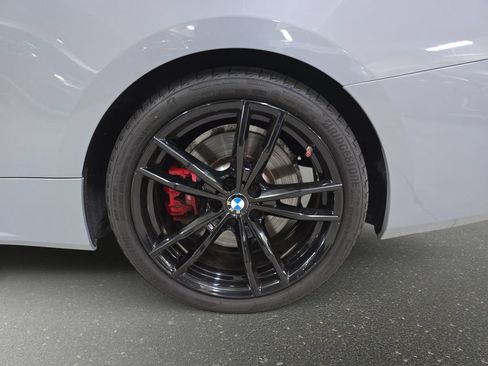 Used 2023 BMW 430i Coupe w/ M Sport Package RWD image 31
