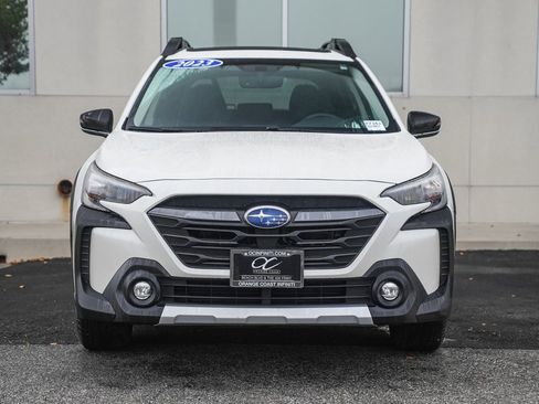 Used 2023 Subaru Outback Limited image 2