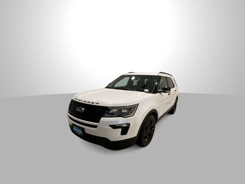 Used 2019 Ford Explorer Sport w/ Equipment Group 401A image 4