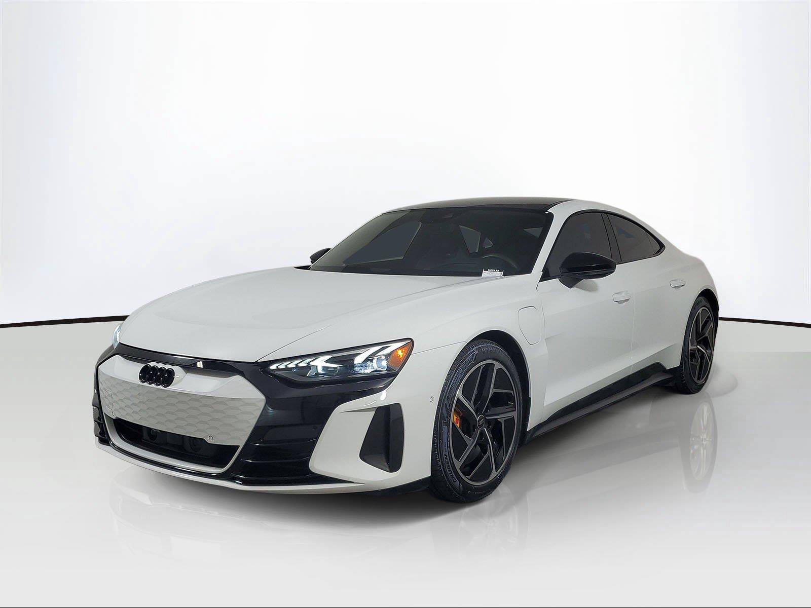 Used 2023 Audi RS e-tron GT AWD/4WD image 3