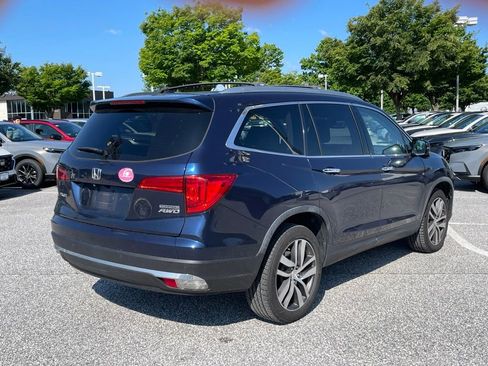 Used 2018 Honda Pilot Touring image 5