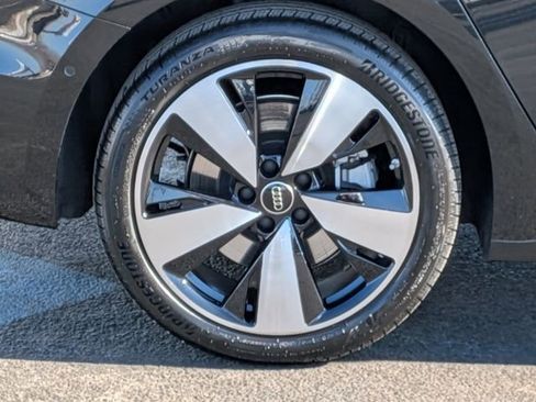 Used 2025 Audi A5 2.0T Premium w/ Convenience Package image 9