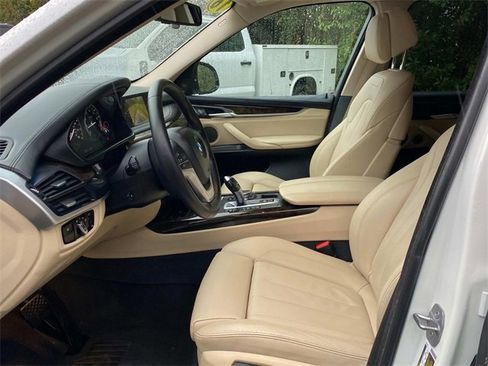 Used 2016 BMW X5 xDrive35i image 11