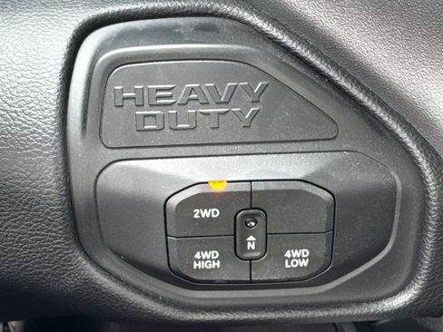 New 2026 RAM 2500 Laramie AWD/4WD image 20
