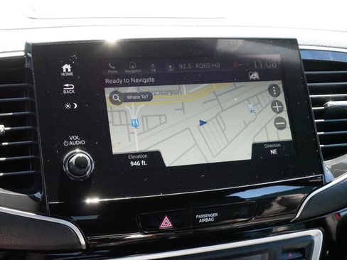 Used 2024 Honda Passport Black Edition image 18