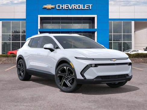 New 2026 Chevrolet Equinox EV LT w/ Convenience Package II FWD image 7