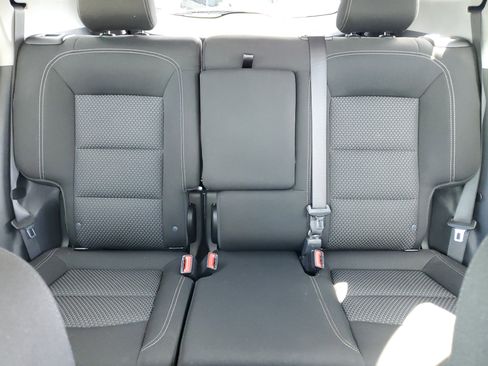 Used 2023 GMC Terrain SLE image 16