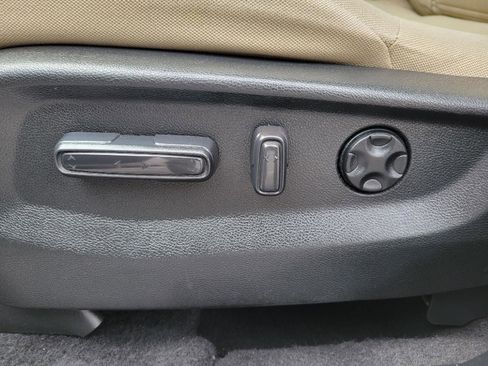 Used 2021 Honda CR-V EX image 10