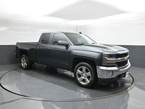 Used 2018 Chevrolet Silverado 1500 LT w/ Texas Edition RWD image 26