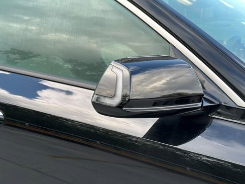 New 2025 Kia Niro SX image 9