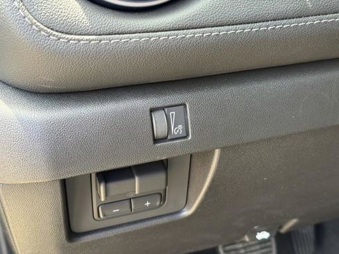 New 2026 Chevrolet Colorado LT image 22