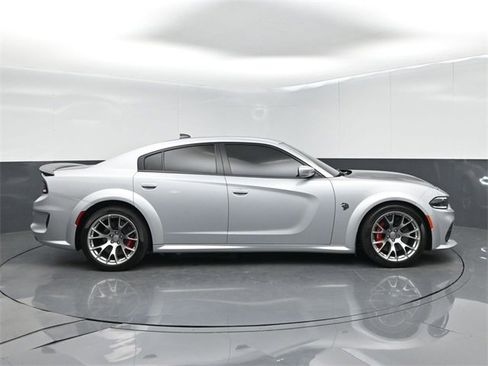 Used 2022 Dodge Charger SRT Hellcat image 9