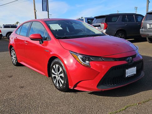 Used 2020 Toyota Corolla LE image 7