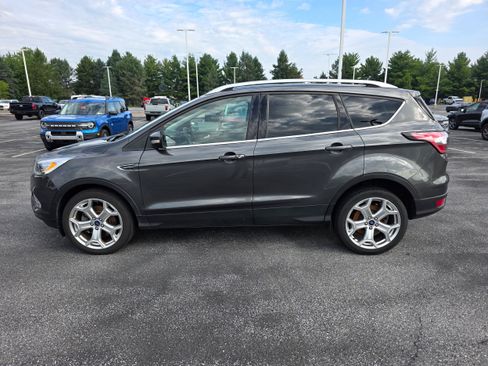 Used 2018 Ford Escape Titanium w/ Ford Safe & Smart Package AWD/4WD image 2