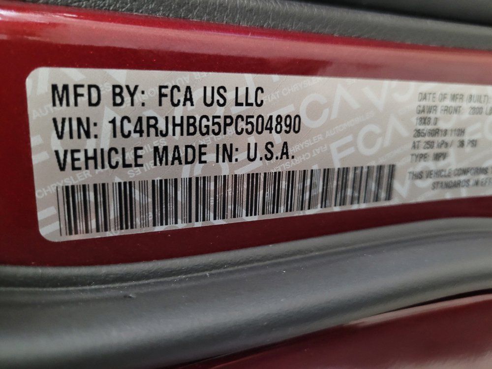 Used 2023 Jeep Grand Cherokee Limited AWD/4WD image 33