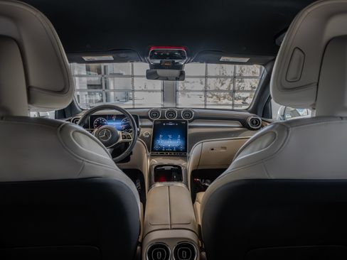 Certified 2024 Mercedes-Benz GLC 300 image 25