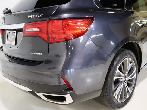 Used 2020 Acura MDX SH-AWD w/ Technology Package image 11
