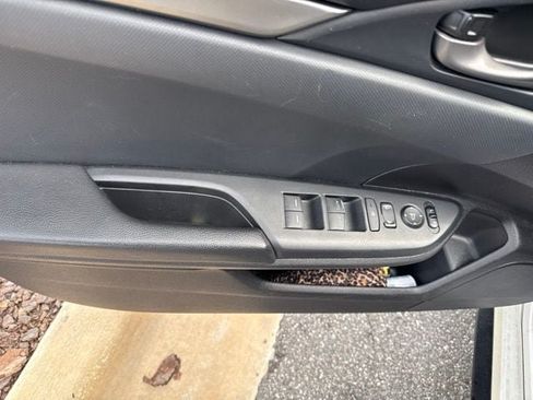 Used 2021 Honda Civic Sport image 18