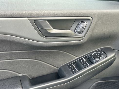 Certified 2023 Ford Escape Active w/ Cold Weather Package image 13