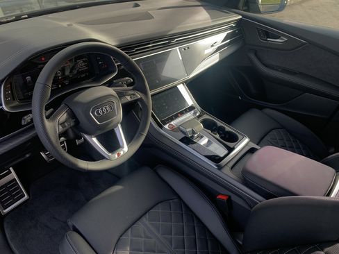 New 2026 Audi SQ8 Premium Plus image 4
