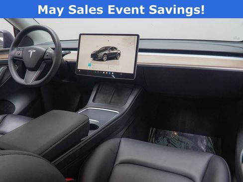 Used 2023 Tesla Model Y Long Range AWD/4WD image 19