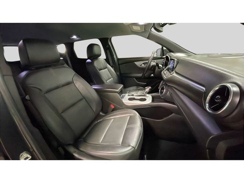 Used 2020 Chevrolet Blazer LT FWD image 18