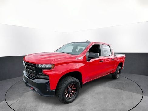 Used 2019 Chevrolet Silverado 1500 LT Trail Boss AWD/4WD image 3