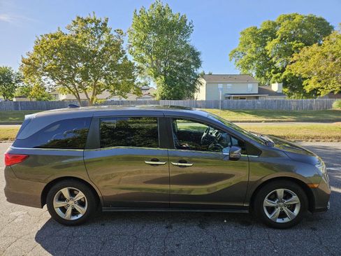 Used 2018 Honda Odyssey EX-L image 7