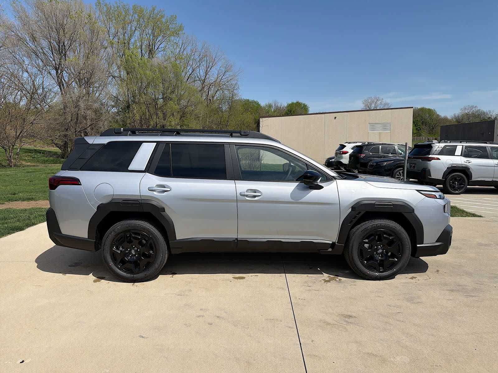 New 2026 Subaru Outback Limited AWD/4WD image 8